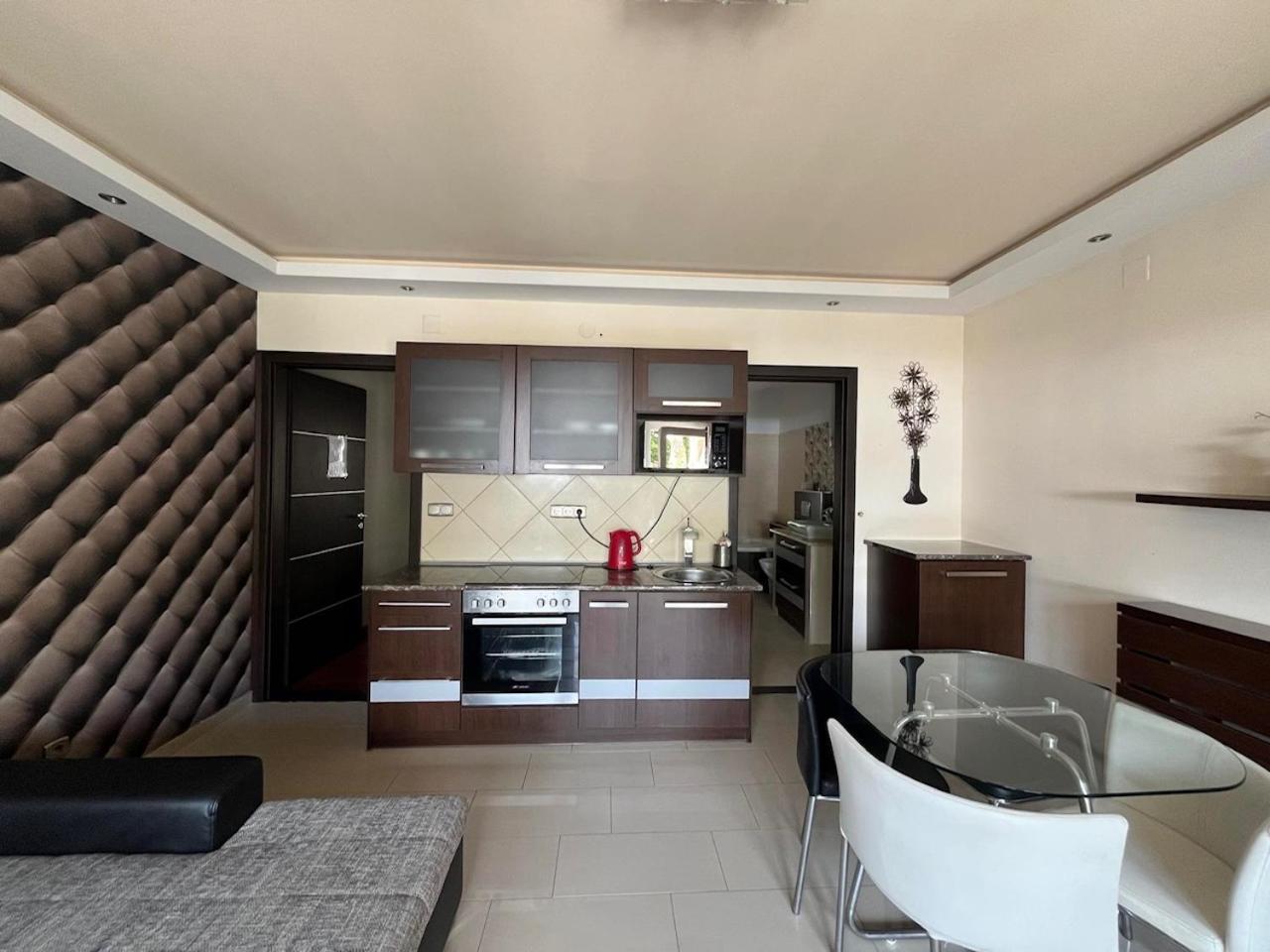 City Apartman Haz بالاتوليلّي المظهر الخارجي الصورة