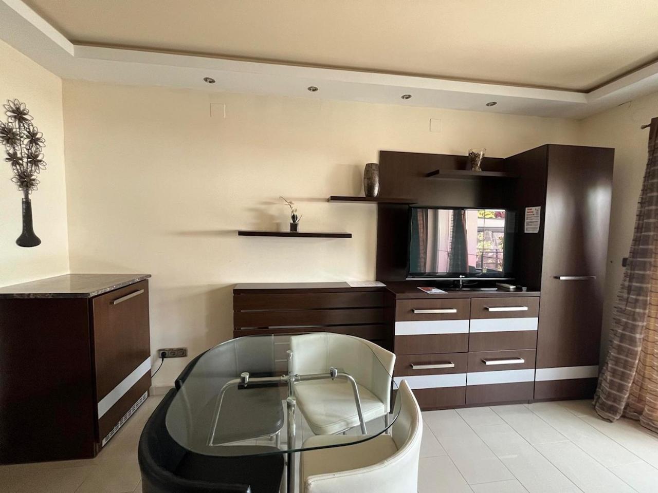 City Apartman Haz بالاتوليلّي المظهر الخارجي الصورة