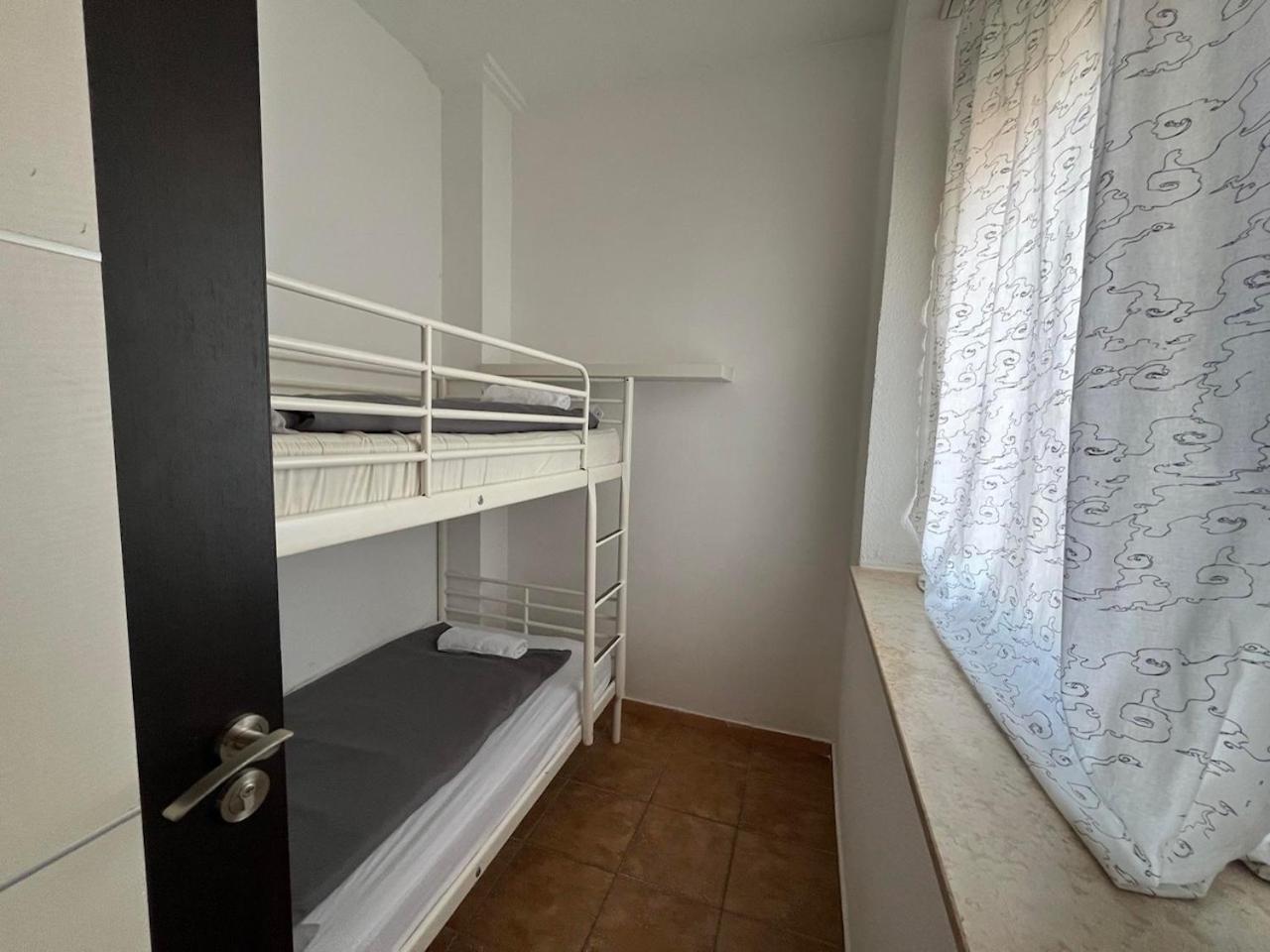 City Apartman Haz بالاتوليلّي المظهر الخارجي الصورة